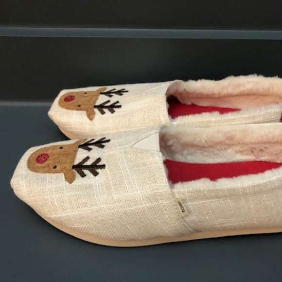 TOMS Sparkle Fuzzy Slip On Flats / Slippers with Embroidered Reindeer - Size 9 - Picture 4 of 6